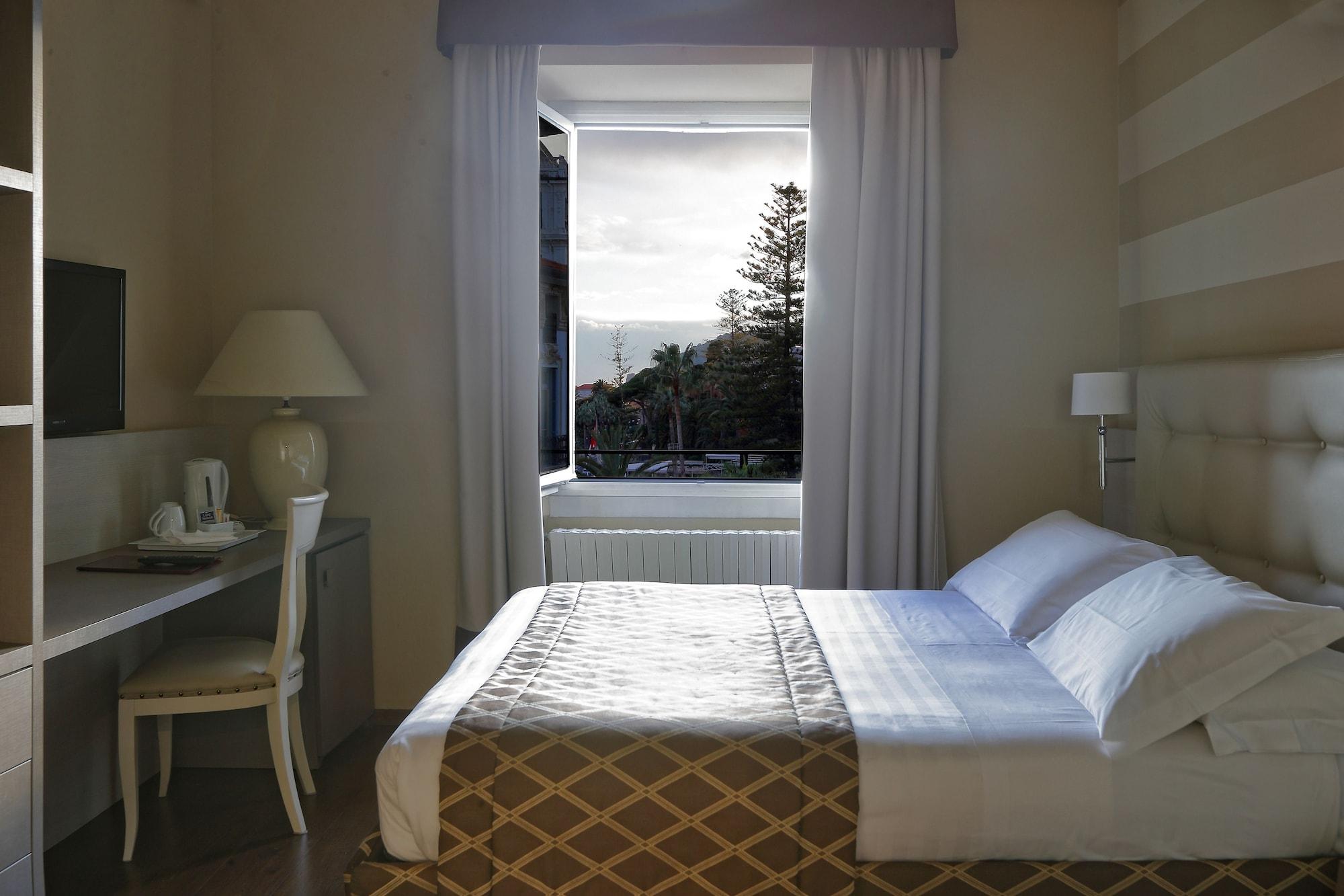 Lolli Palace Hotel Sanremo Exterior foto