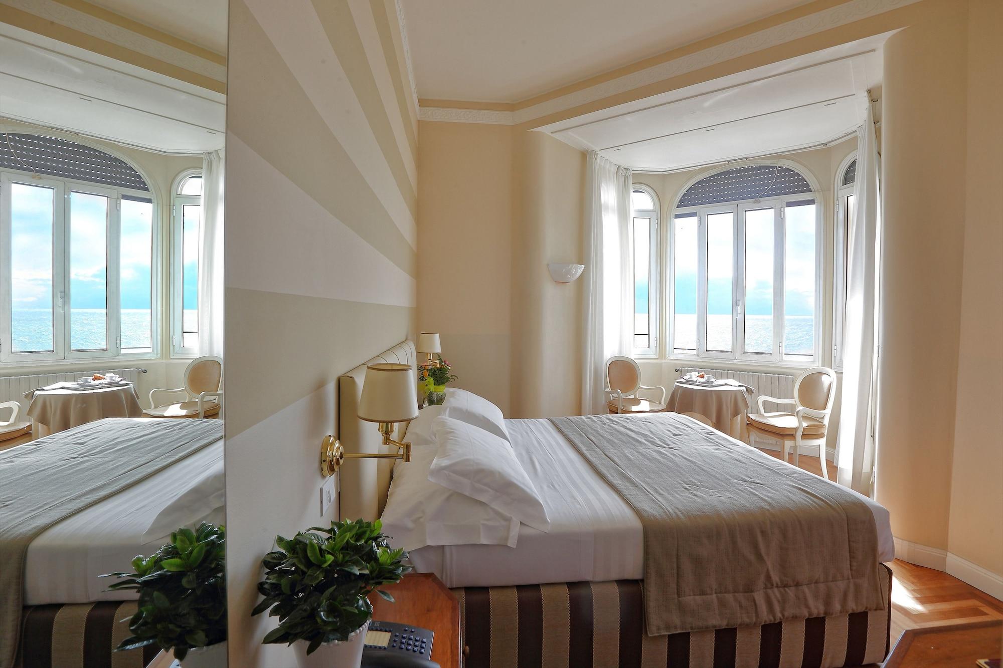 Lolli Palace Hotel Sanremo Exterior foto