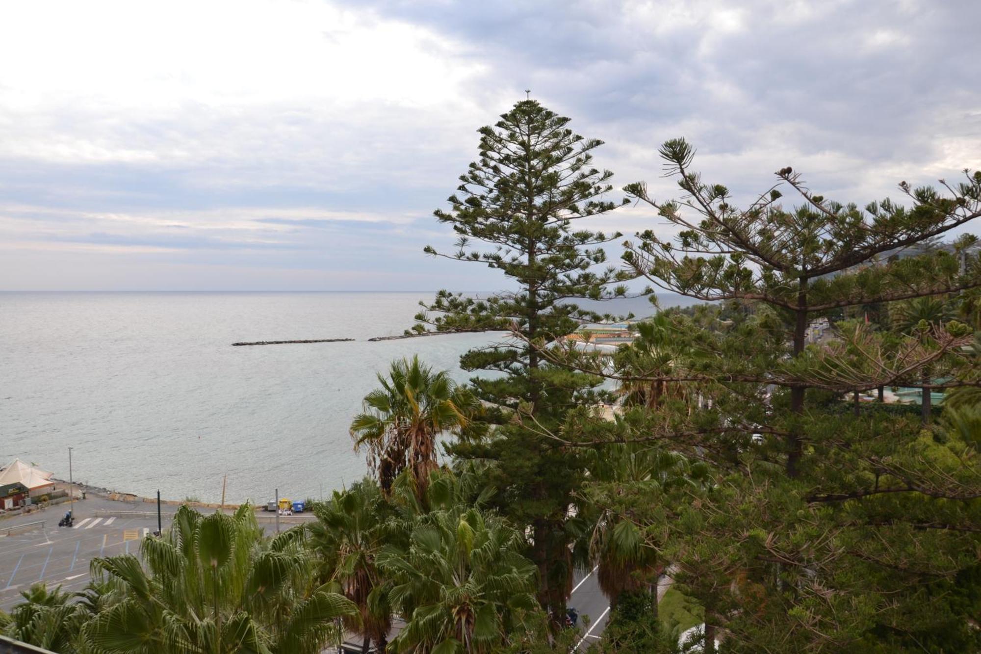 Lolli Palace Hotel Sanremo Exterior foto